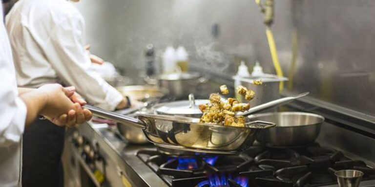 Menús saludables para comedores industriales: claves para alimentar sin aburrir