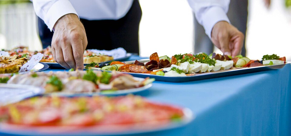 Montaje Exprés de Catering en Tijuana: Evento en 2 Horas